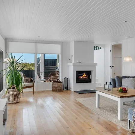 Rutha - 45m From The Sea By Interhome *